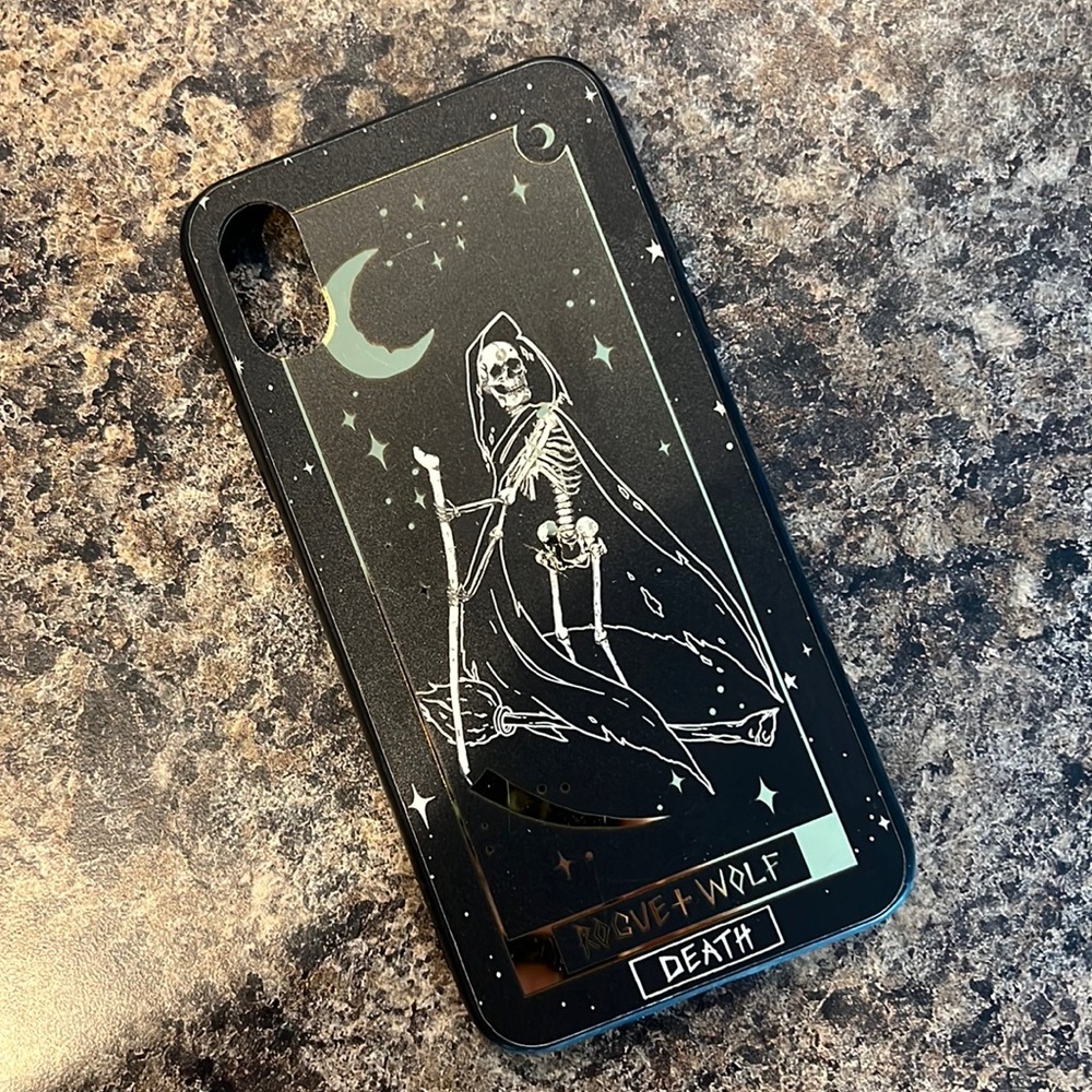 iPhone X/XS Rogue+Wolf Tarot Case